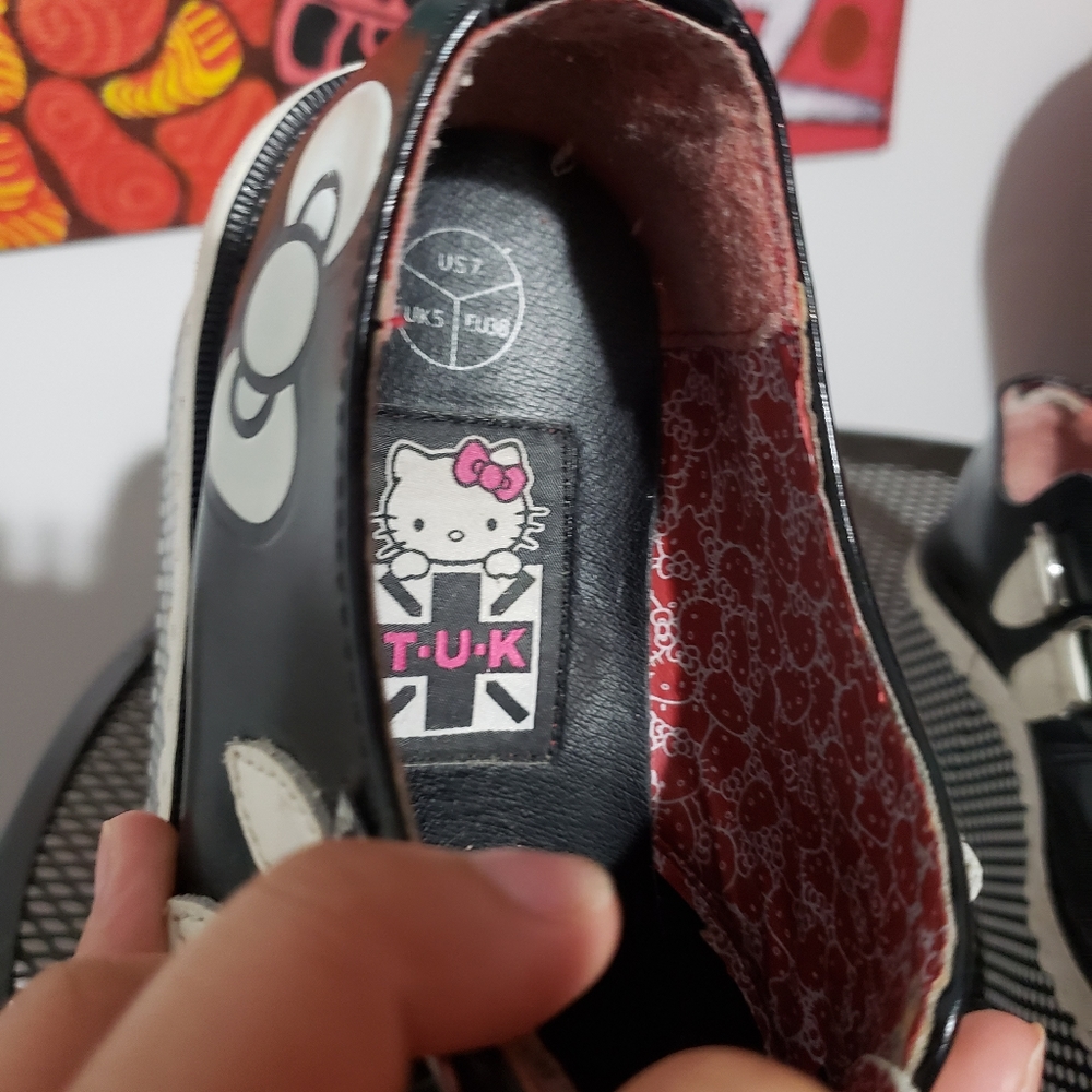 Hello Kitty creepers - Picture 2 of 4